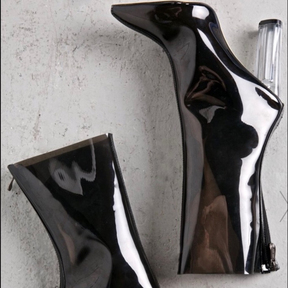All women shoes from boutique